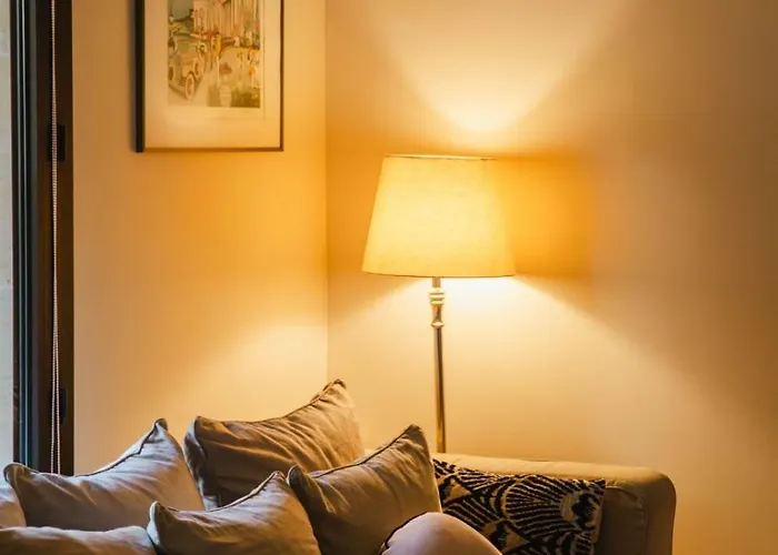 Superb 2-bed With Large Private Garden Apartment Deauville